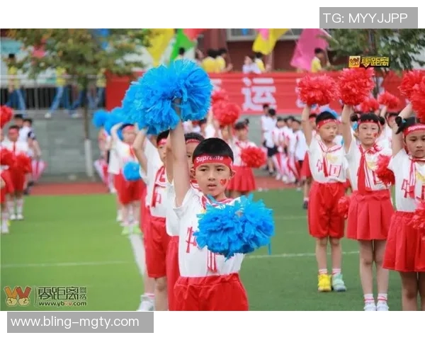 年轻球员激情四溢文班遭双人犯规卡斯尔与米奇争执双双被罚